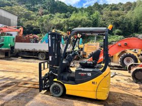 Xe nâng điện 1.5 tấn Komatsu cũ 2019